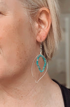 Load image into Gallery viewer, Senga earrings
